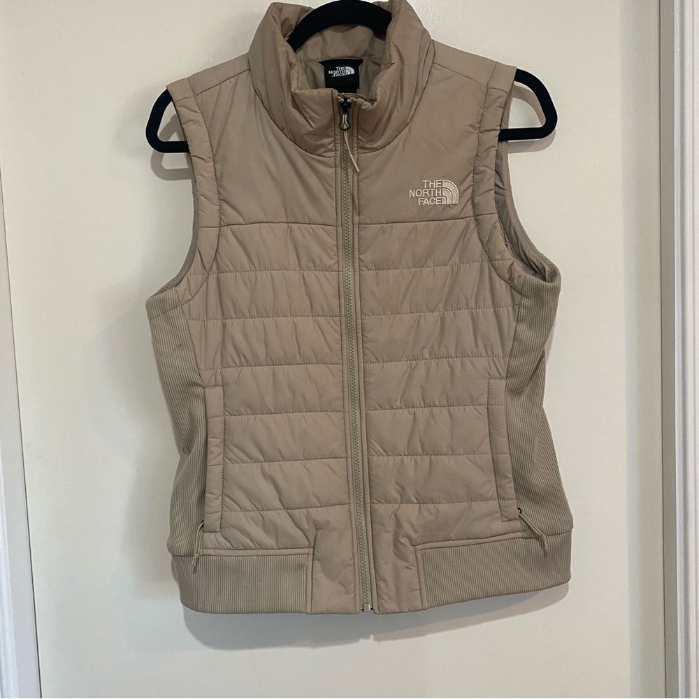 Women’s North Face Women's Taupe Puffer Vest
